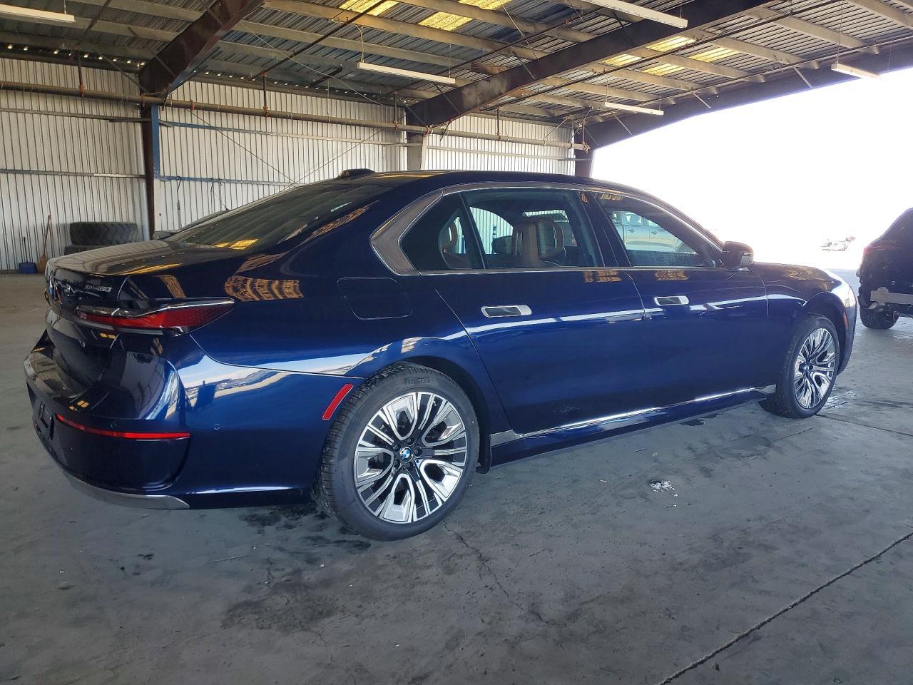 2023 BMW I7 xDrive60 - zdjęcie 3