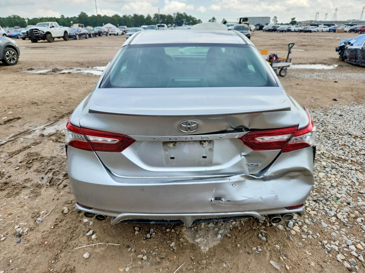 2018 Toyota Camry Xse - zdjęcie 6