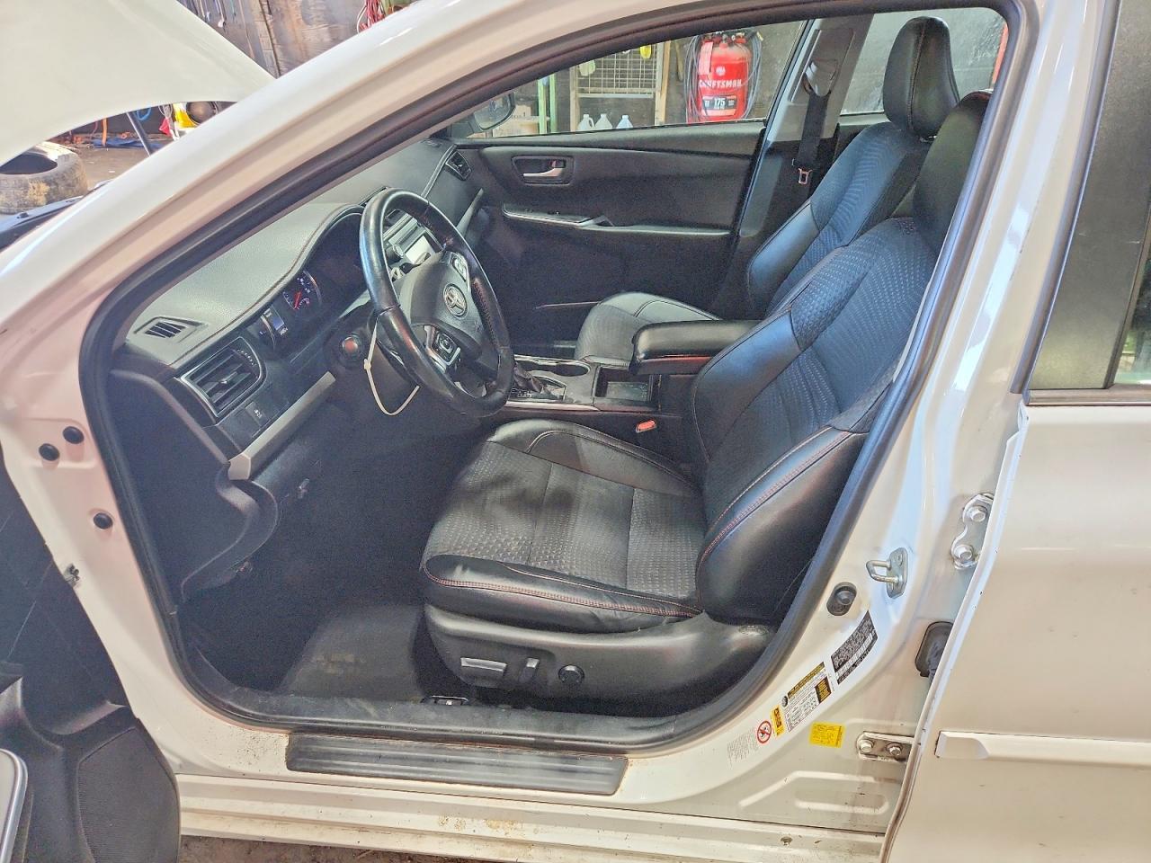 2015 Toyota Camry Se - zdjęcie 7