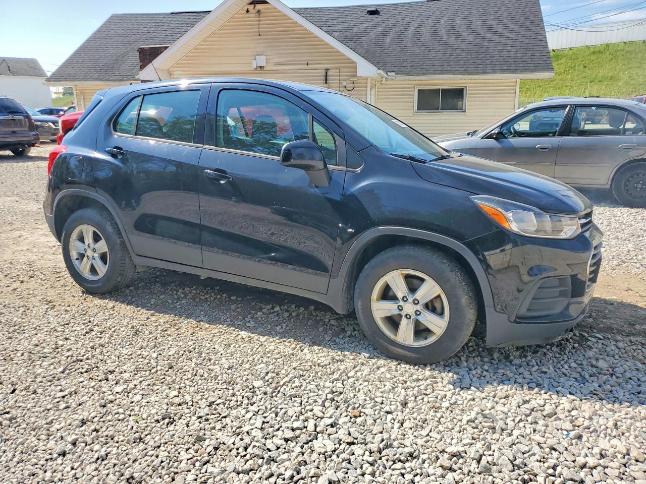 2019 Chevrolet Trax Ls - zdjęcie 4