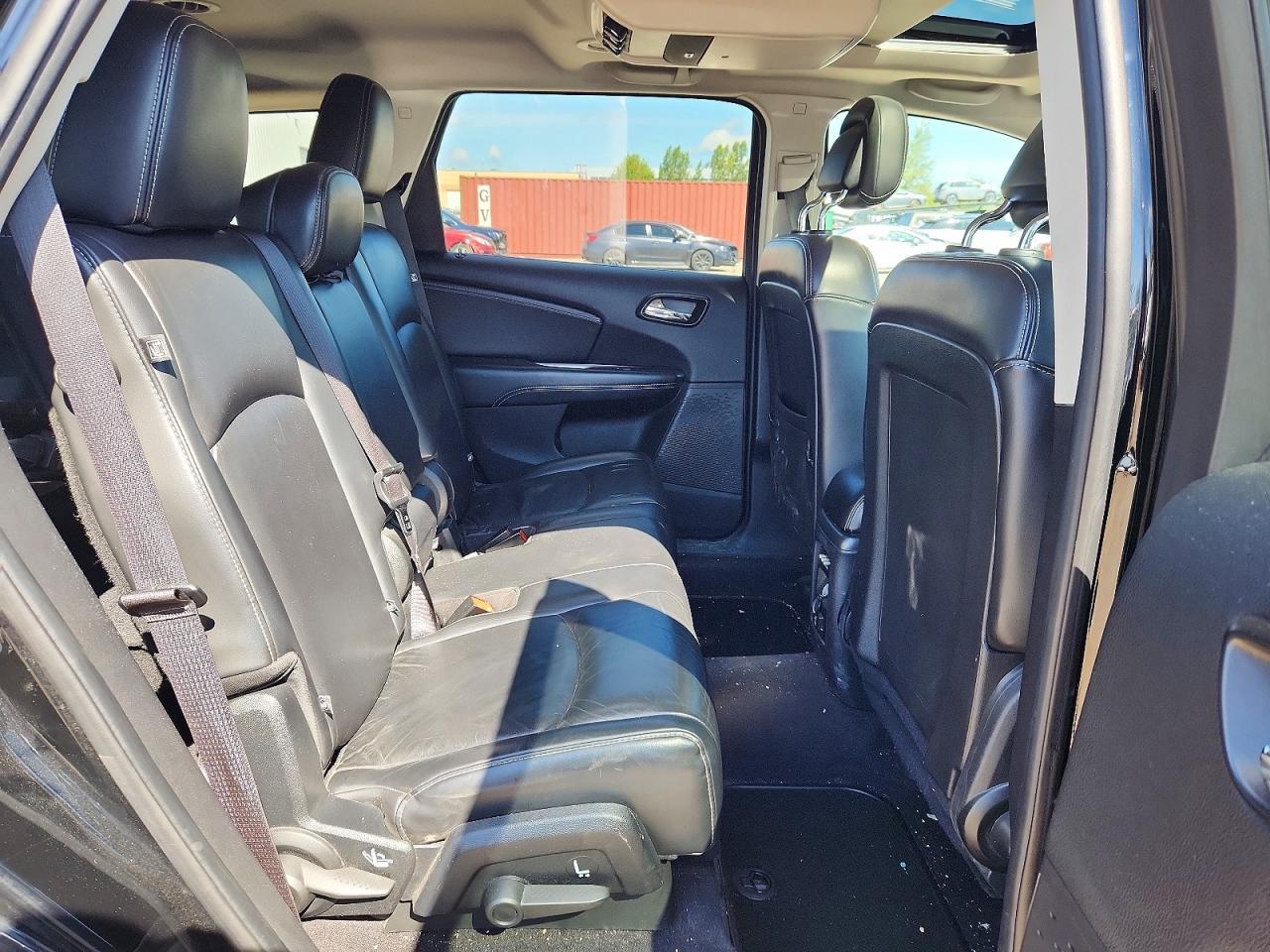 2017 Dodge Journey Crossroad - zdjęcie 11