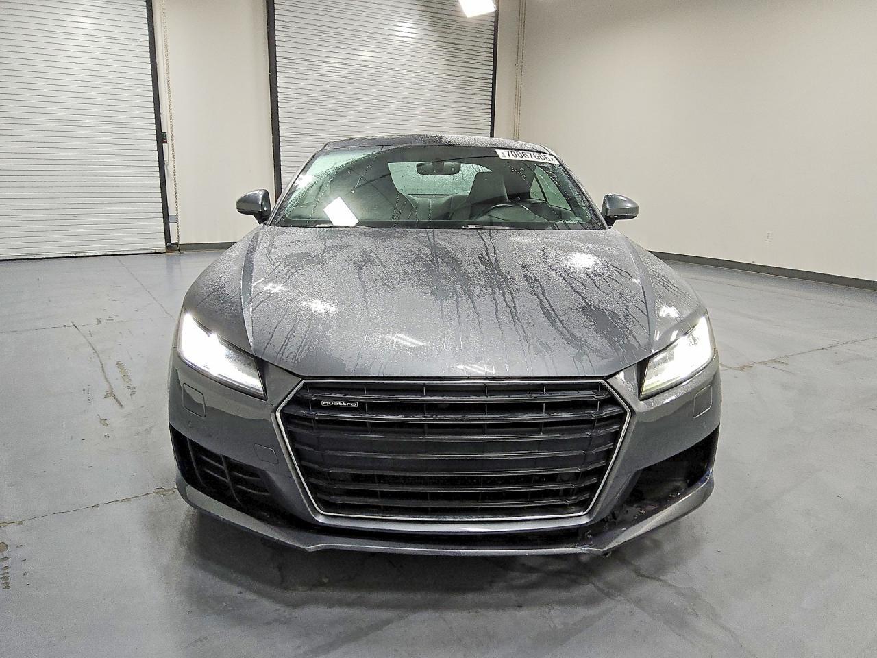 Audi TT Coupe - zdjęcie 5