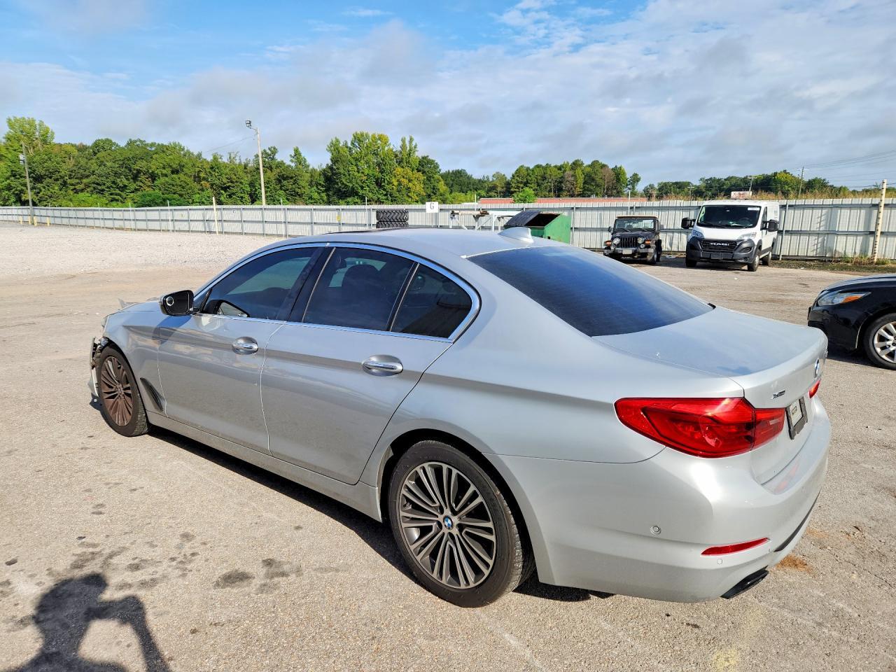 2017 BMW Seria 5 540i - zdjęcie 2