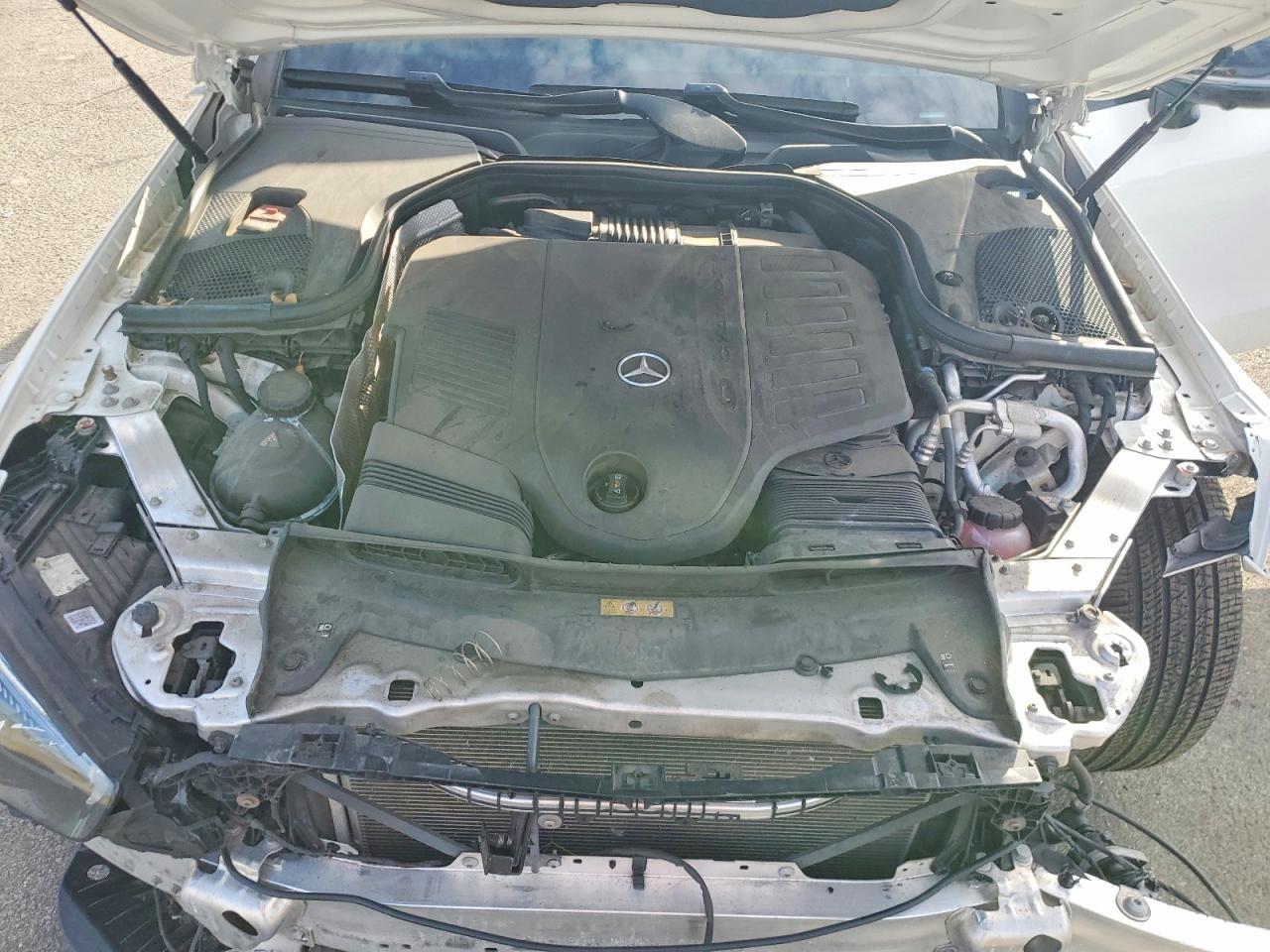 2021 Mercedes-Benz E 450 4Matic - zdjęcie 11