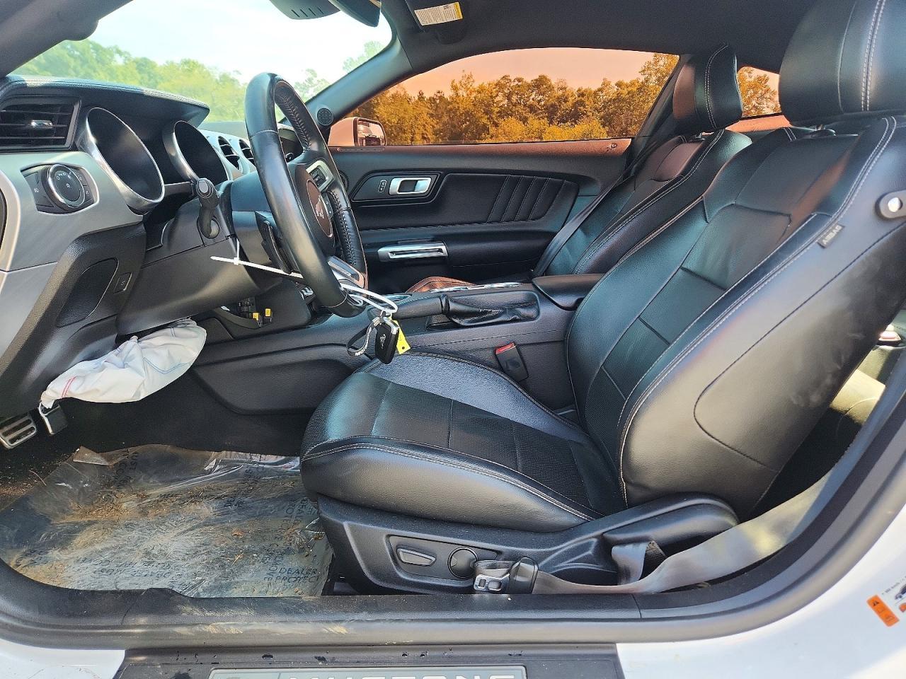 2022 Ford Mustang Gt - zdjęcie 7