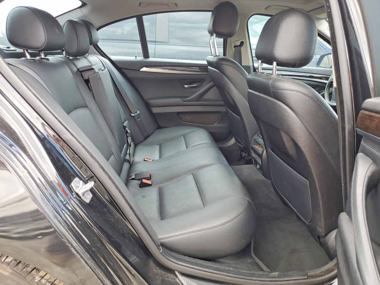 2014 BMW Seria 5 528i - zdjęcie 10