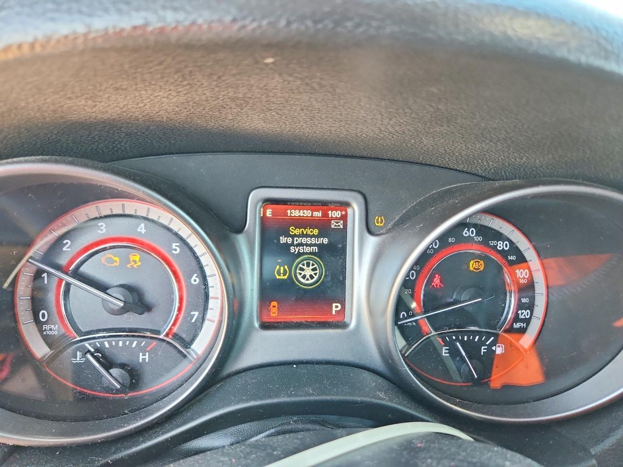 2016 Dodge Journey Crossroad - zdjęcie 9