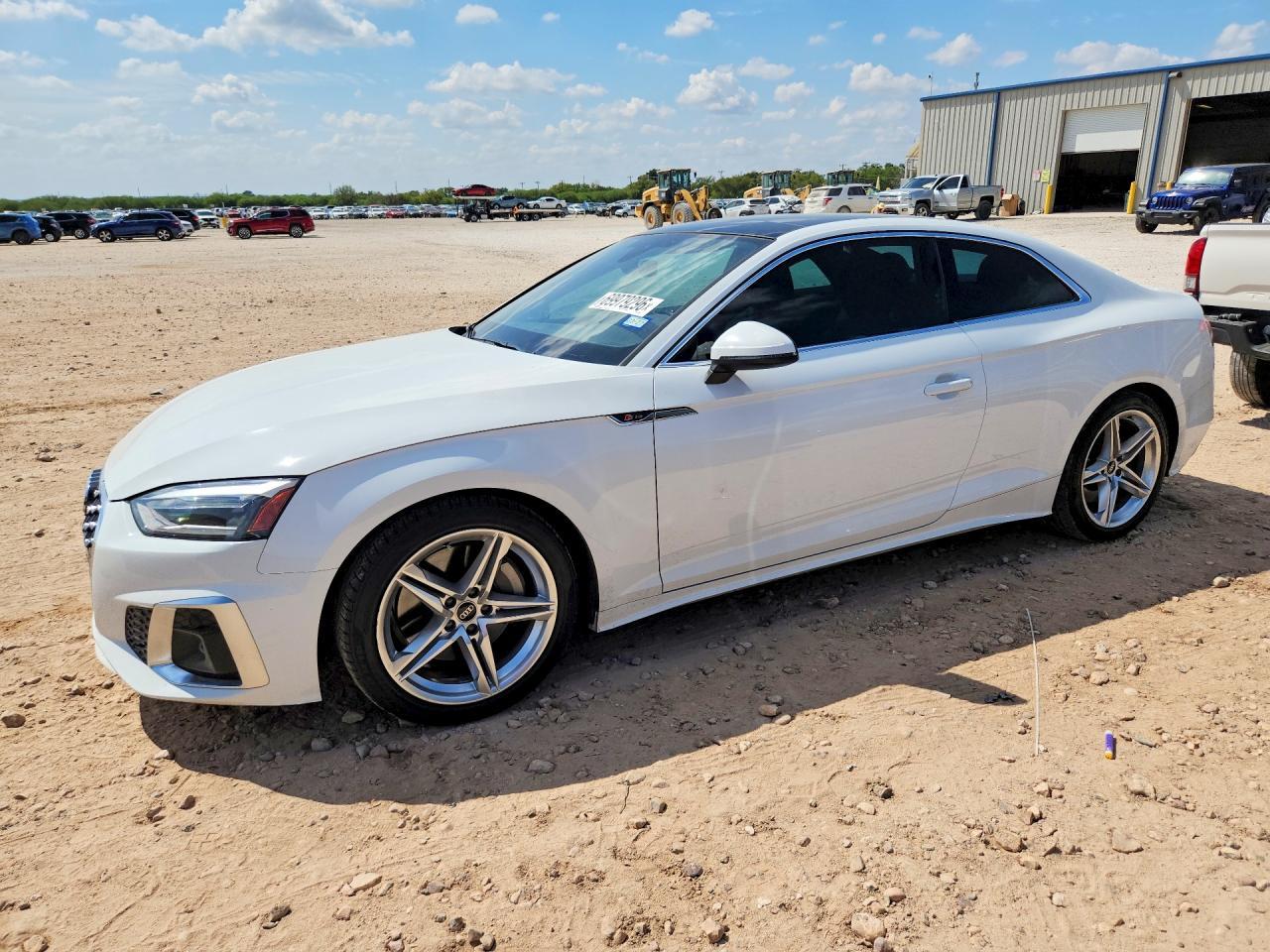2022 Audi A5 Premium 45 - zdjęcie główne