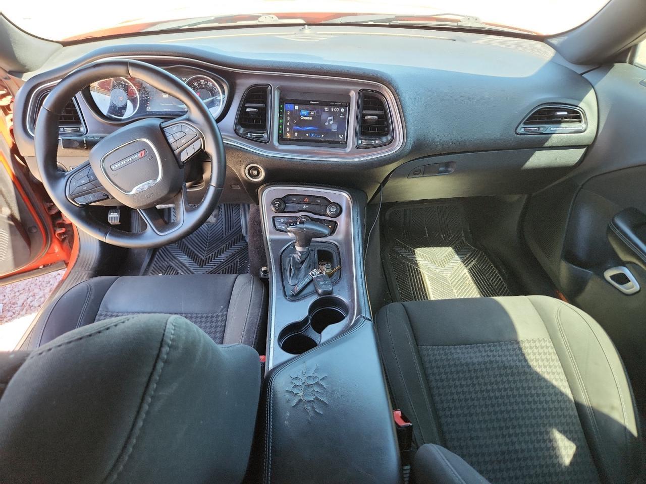 2016 Dodge Challenger Sxt - zdjęcie 8
