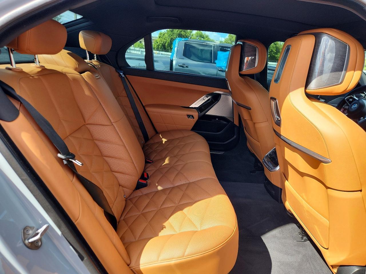 2024 BMW 740 I - zdjęcie 10