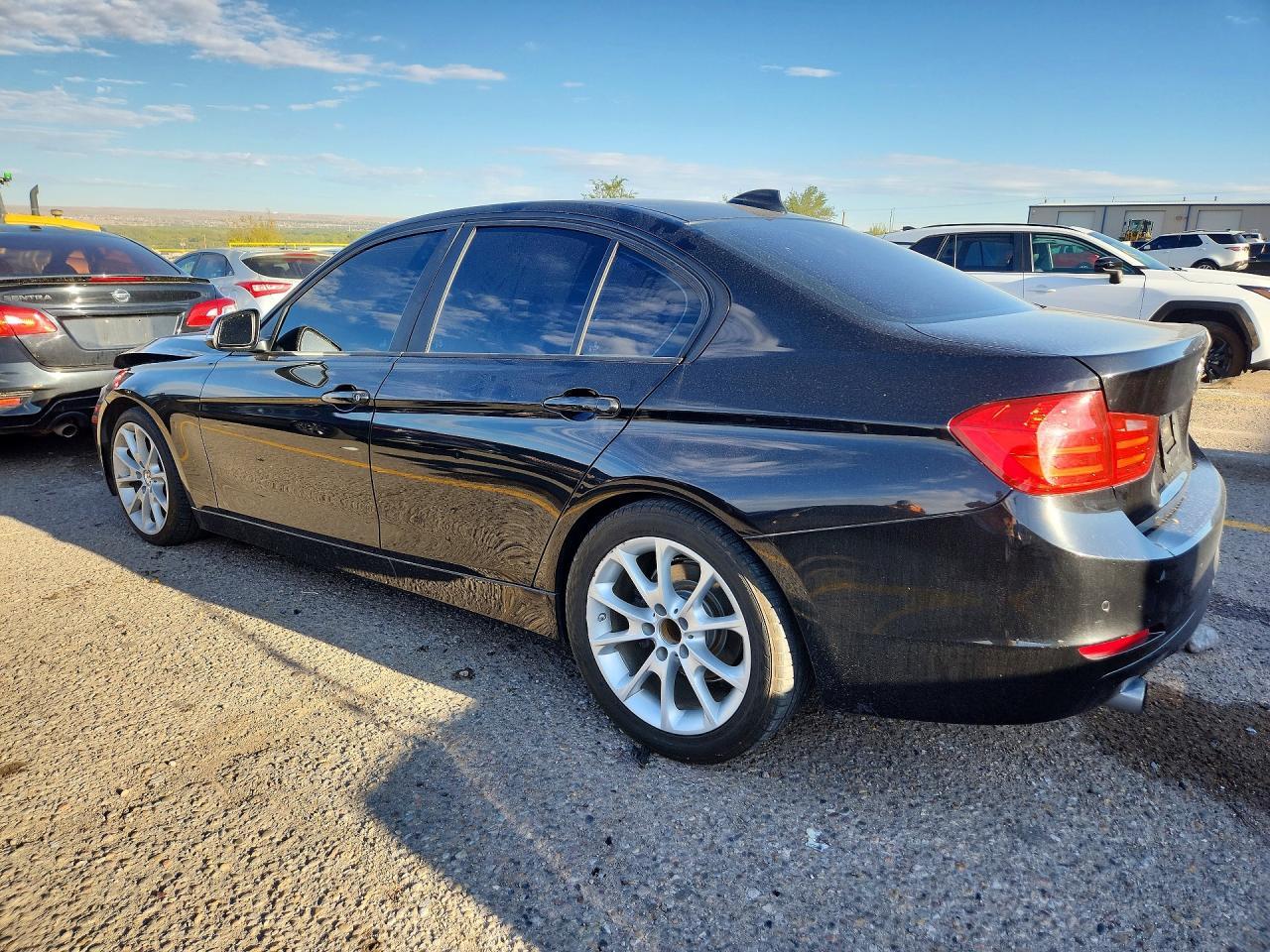 2014 BMW 320 I - zdjęcie 2