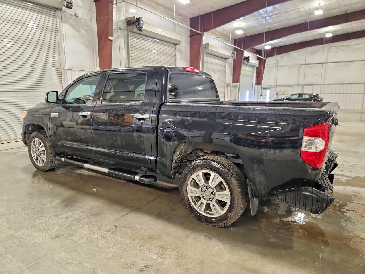 2017 Toyota Tundra Platinum - zdjęcie 2