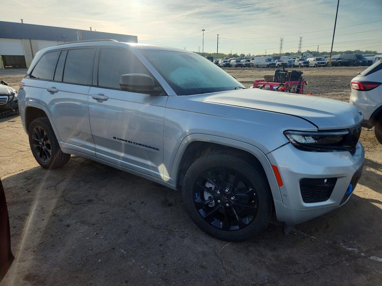 2025 Jeep Grand Cherokee 4Xe - zdjęcie 4