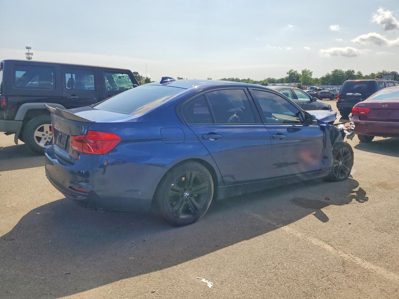 2016 BMW Seria 3 328i - zdjęcie 3