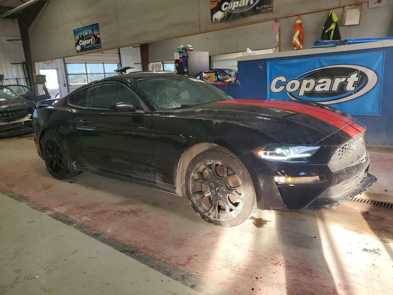 2018 Ford Mustang - zdjęcie 4