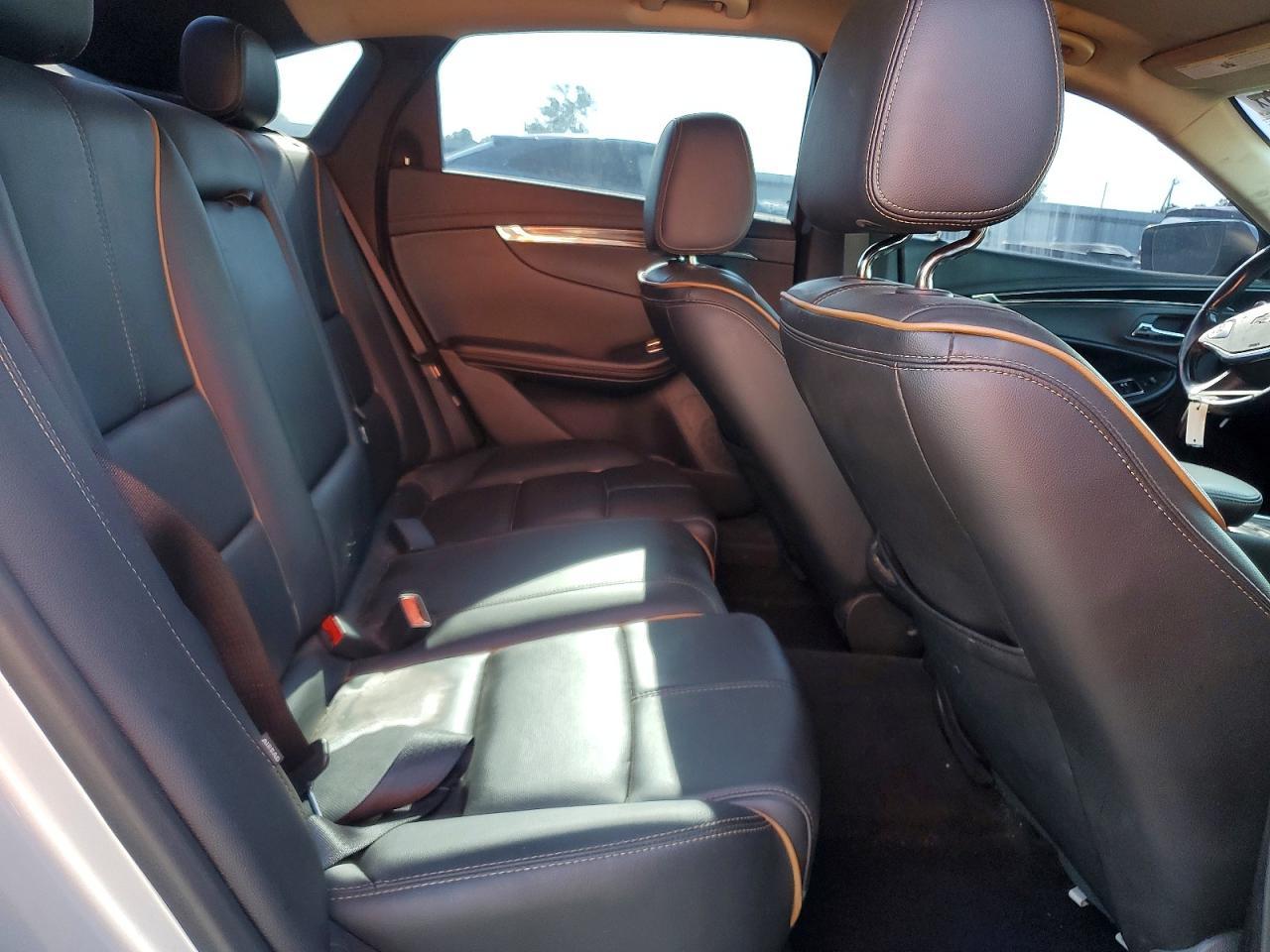 2020 Chevrolet Impala Premier - zdjęcie 10