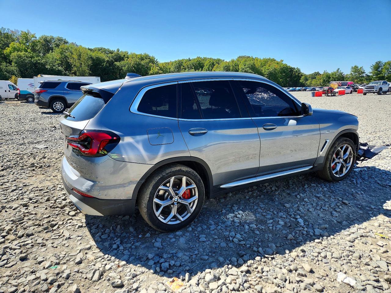 2023 BMW X3 xDrive30I - zdjęcie 3