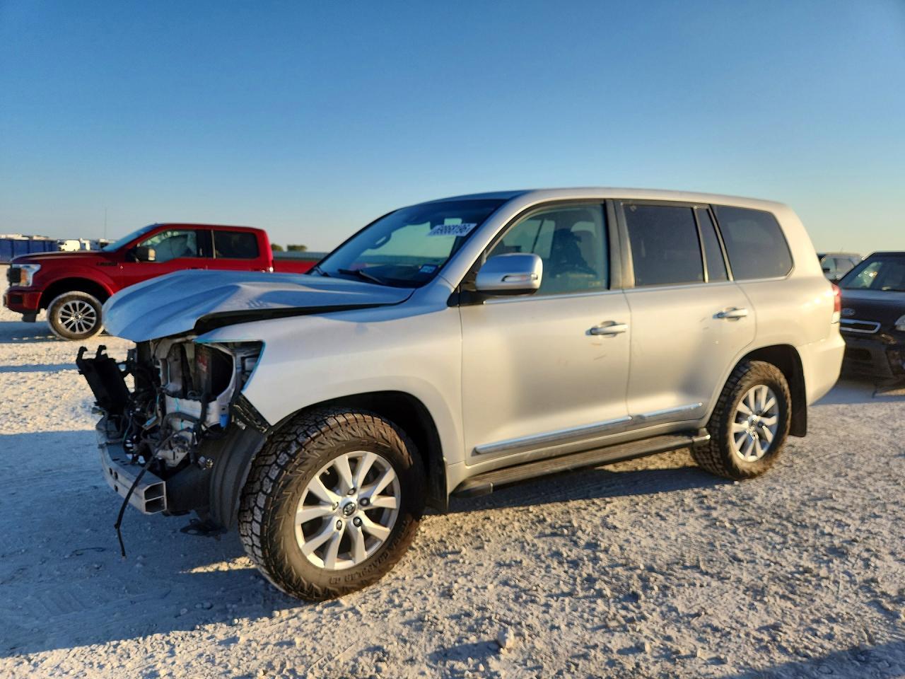 2016 Toyota Land Cruiser Base - zdjęcie główne