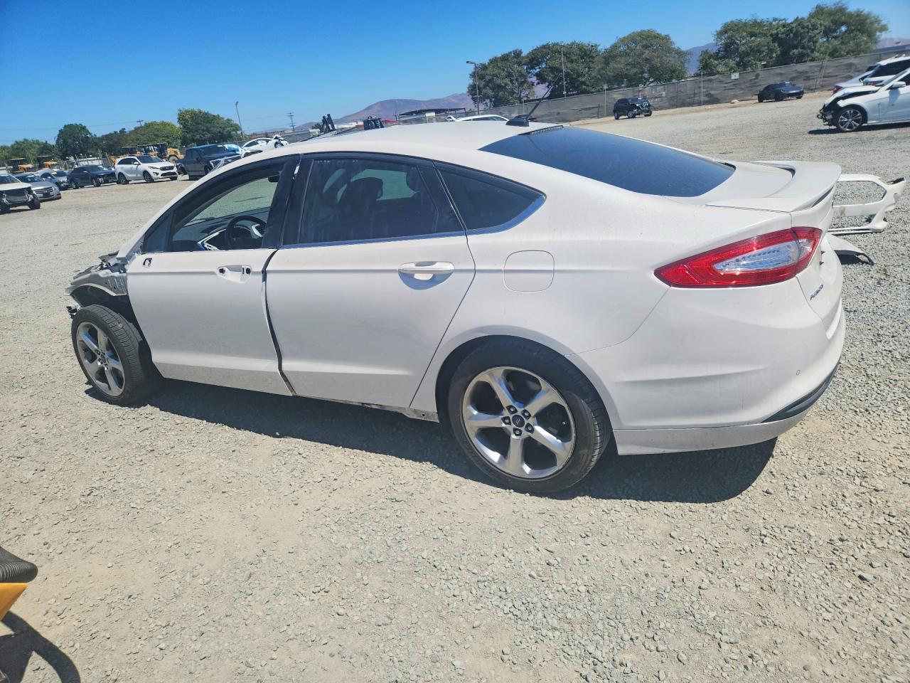 2015 Ford Fusion Se - zdjęcie 2