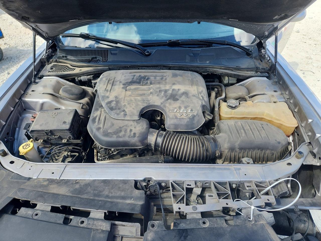 2016 Dodge Challenger Sxt - zdjęcie 11
