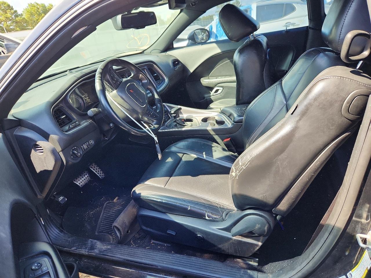 2016 Dodge Challenger Sxt - zdjęcie 7