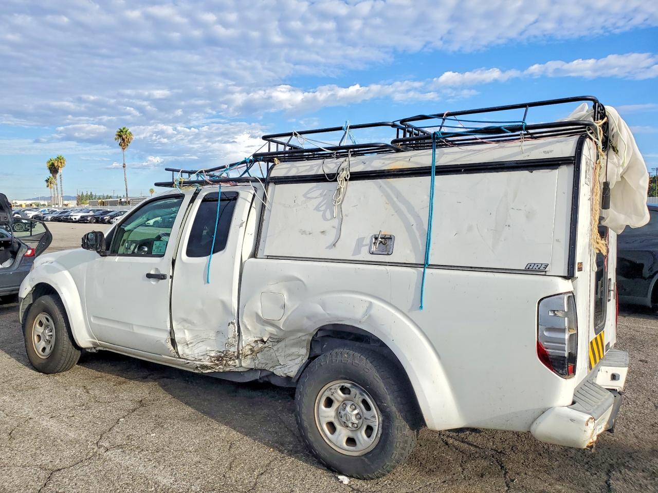 2017 Nissan Frontier S - zdjęcie 2
