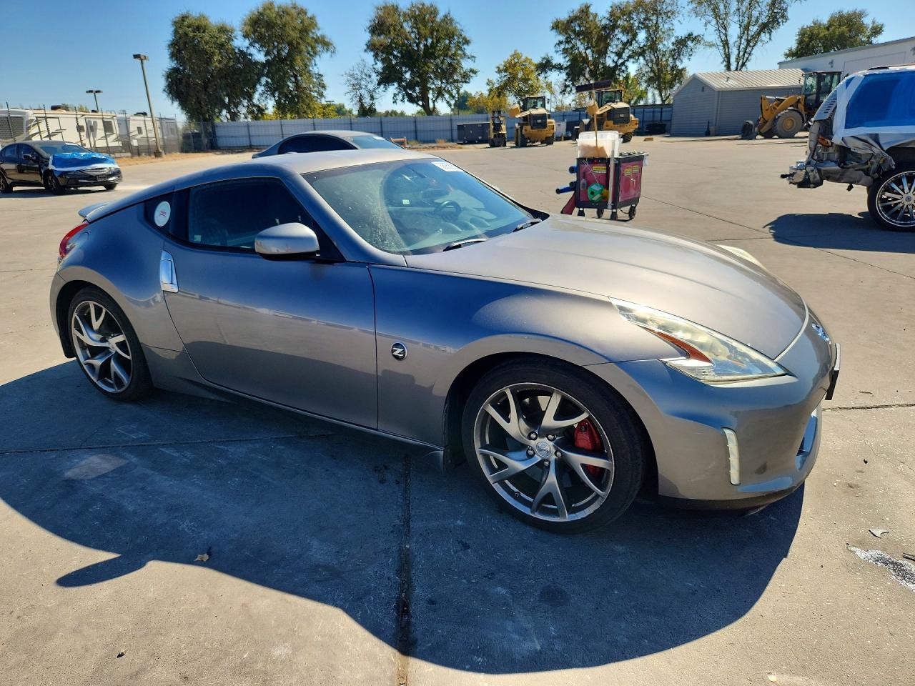 2015 Nissan 370Z Sport Tech - zdjęcie 4