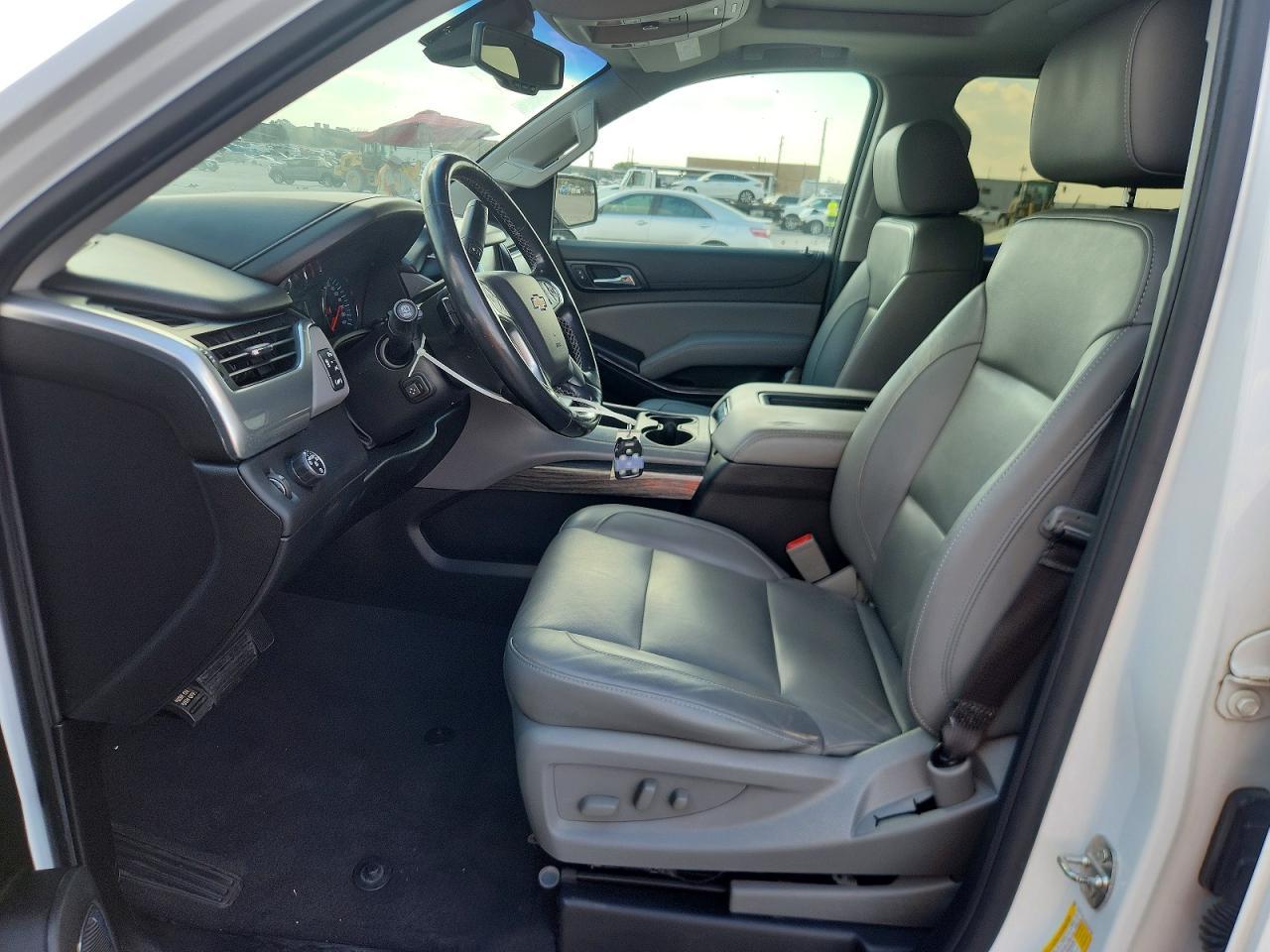 2019 Chevrolet Suburban C1500 Lt - zdjęcie 7