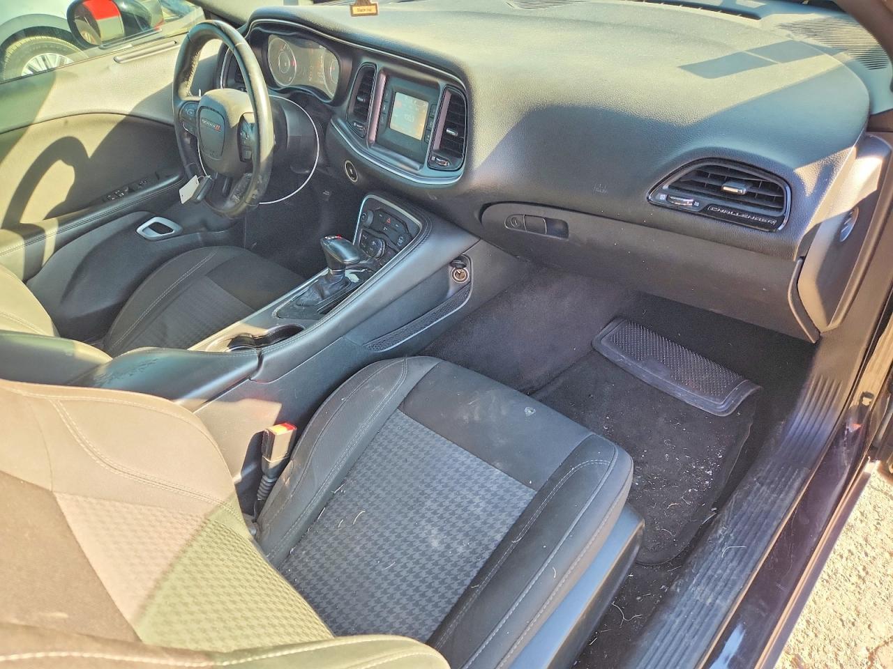 2015 Dodge Challenger Sxt - zdjęcie 8
