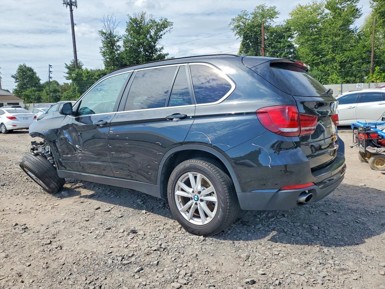 2015 BMW X5 xDrive35I - zdjęcie 2