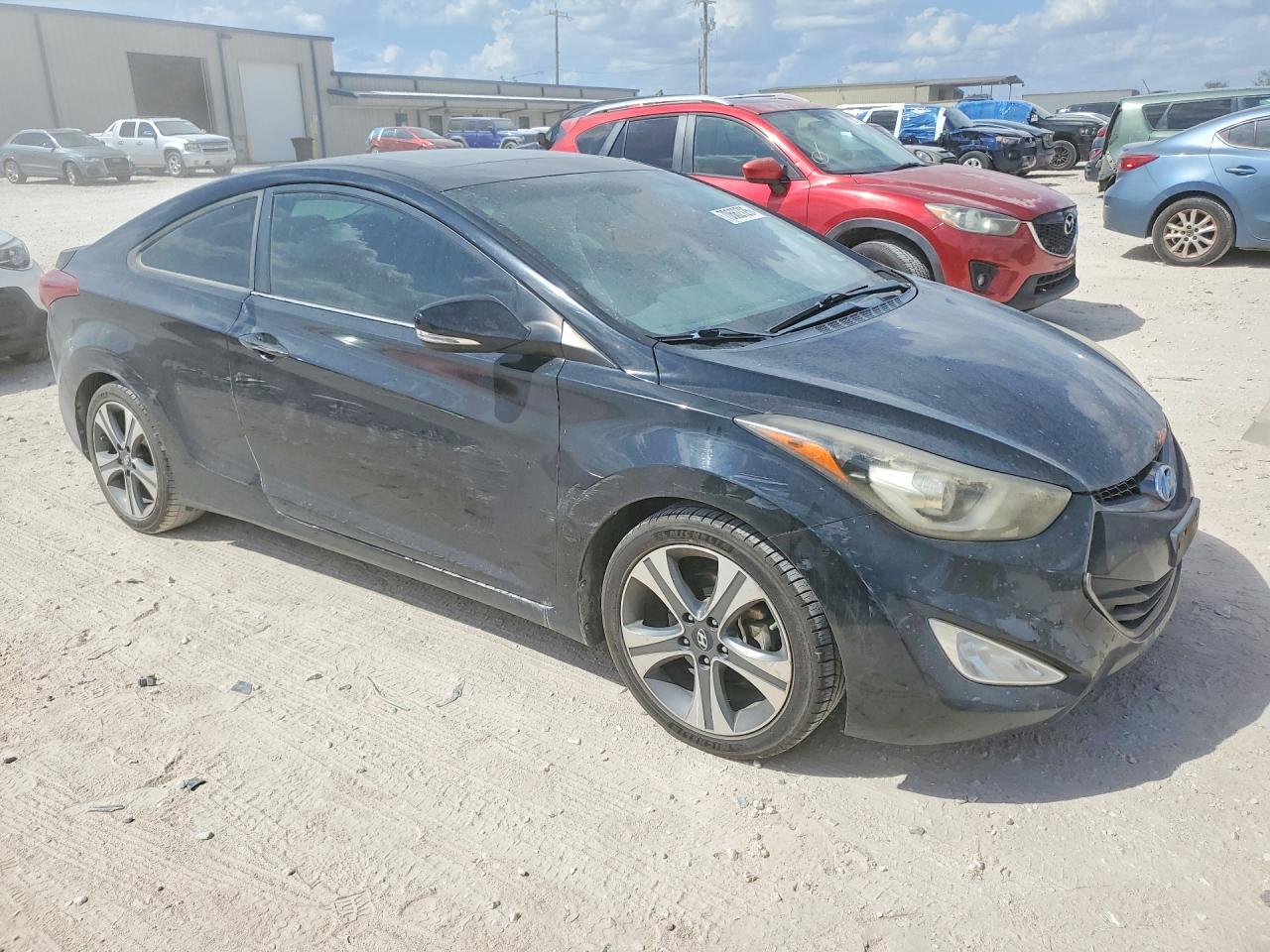 2014 Hyundai Elantra Coupe Base - zdjęcie 4