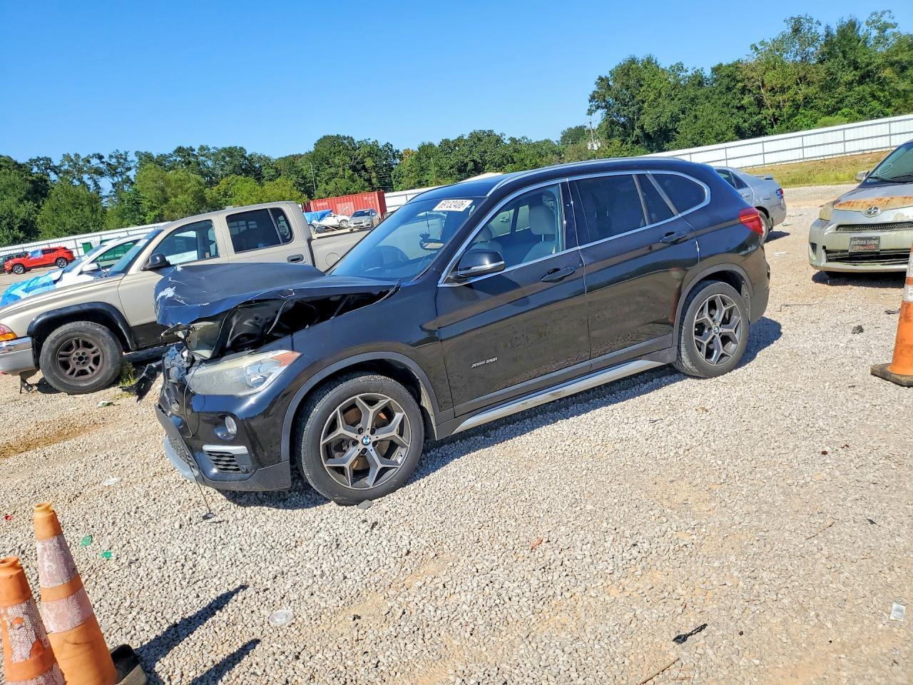 2018 BMW X1 xDrive28I - zdjęcie główne