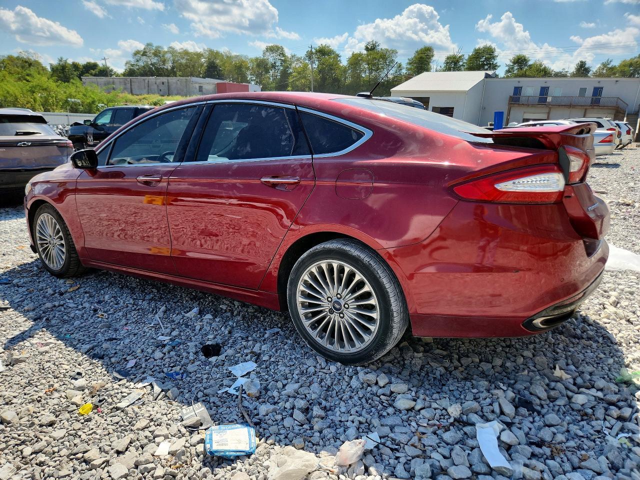 2016 Ford Fusion Titanium - zdjęcie 2