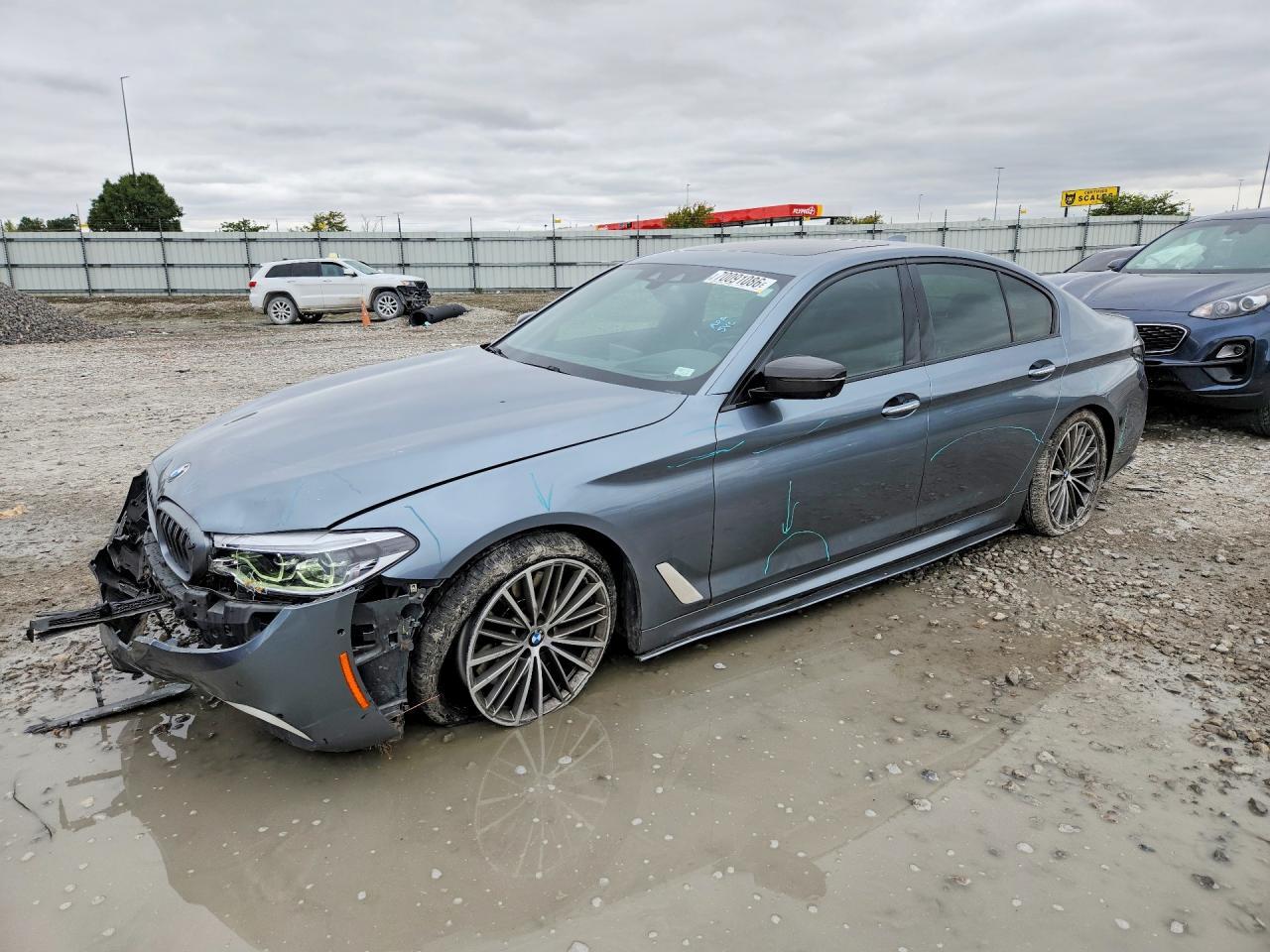 2017 BMW Seria 5 540i - zdjęcie główne
