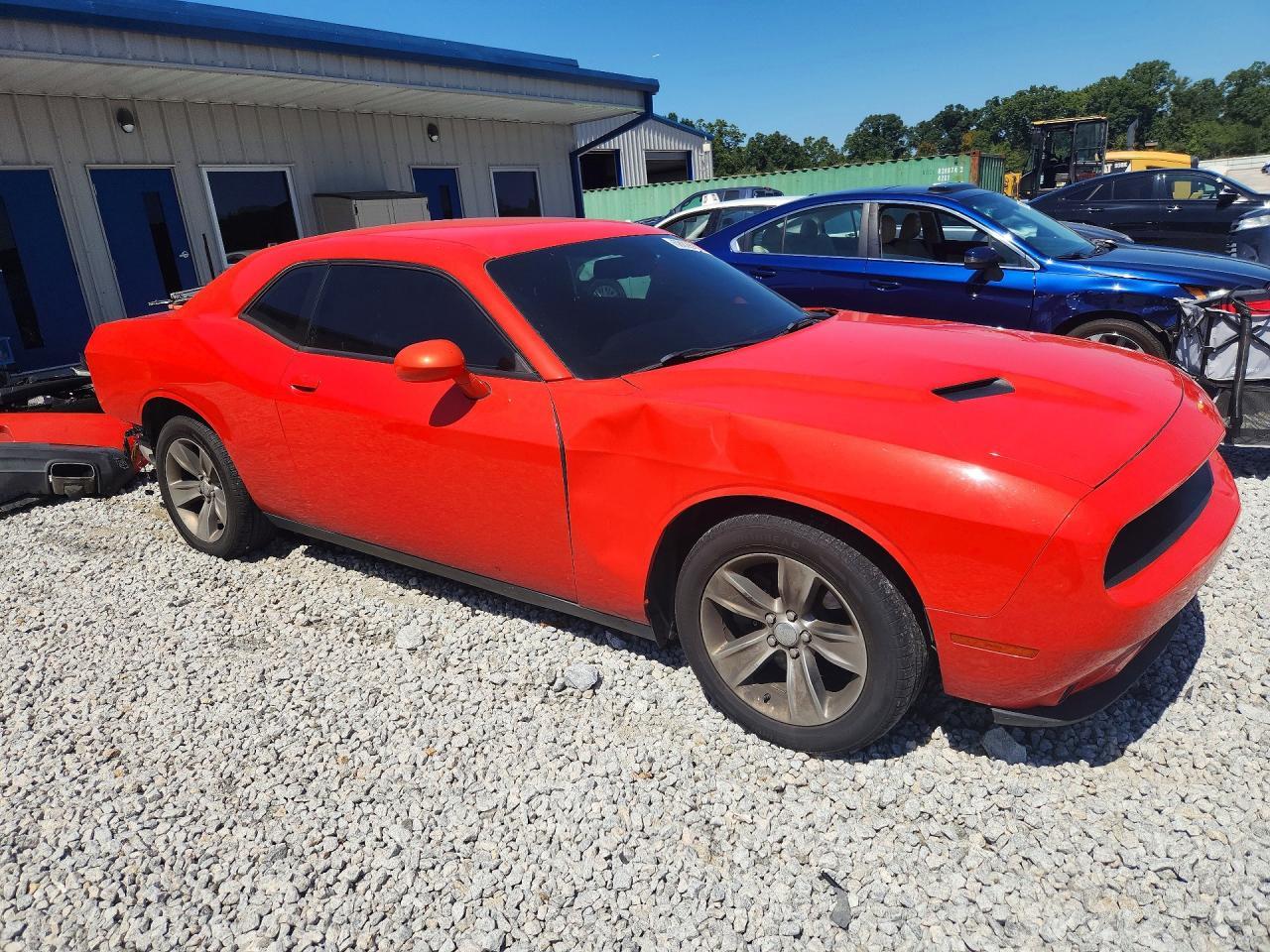 2017 Dodge Challenger Sxt - zdjęcie 4