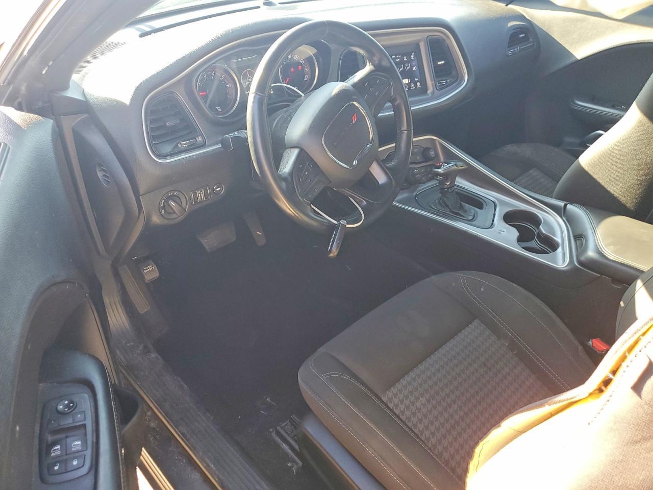 2019 Dodge Challenger Sxt - zdjęcie 8