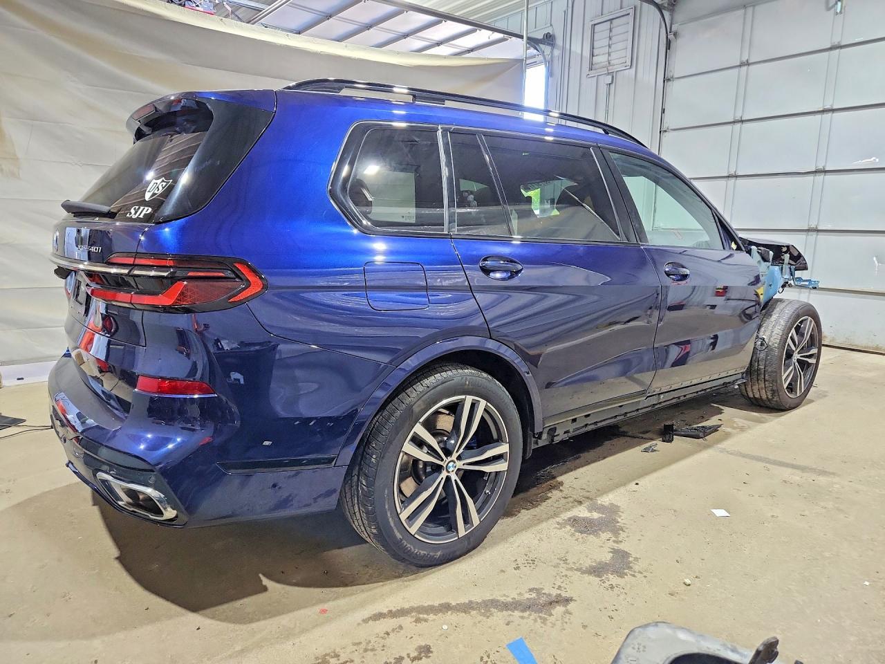2024 BMW X7 xDrive40I - zdjęcie 3