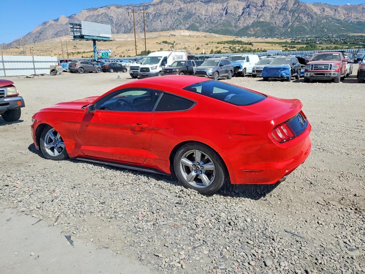 2016 Ford Mustang - zdjęcie 2