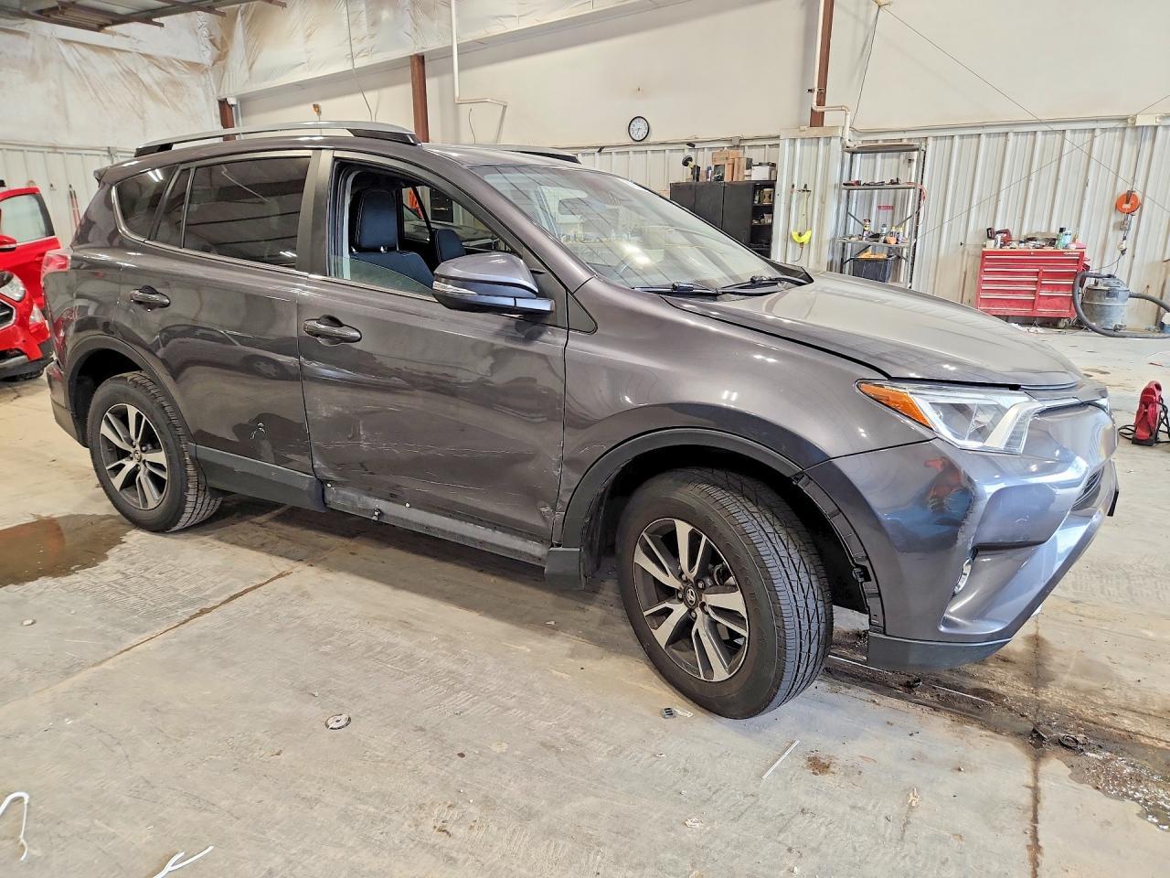 2017 Toyota Rav4 Xle - zdjęcie 4