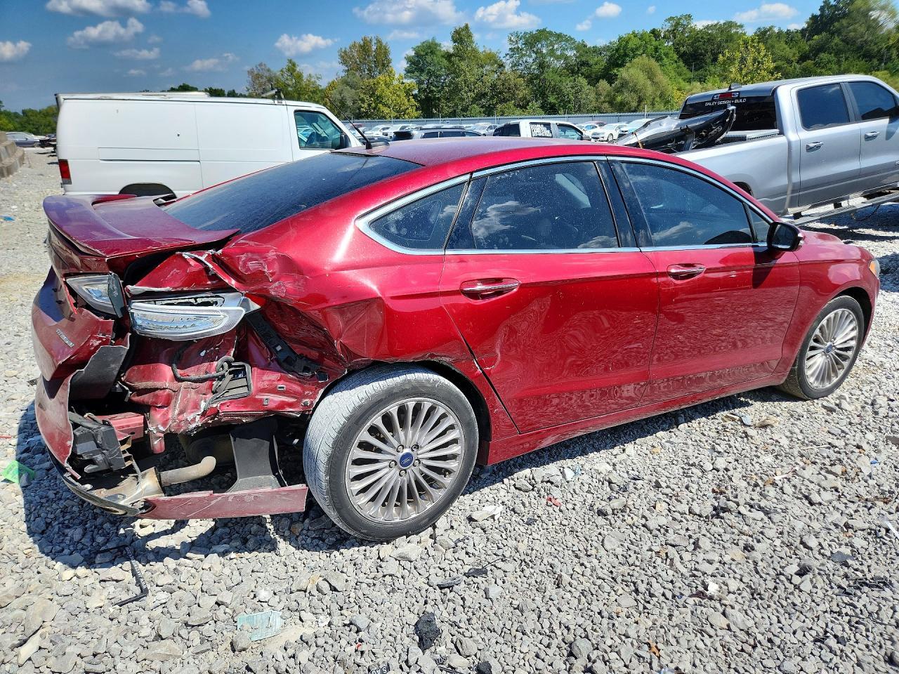 2016 Ford Fusion Titanium - zdjęcie 3