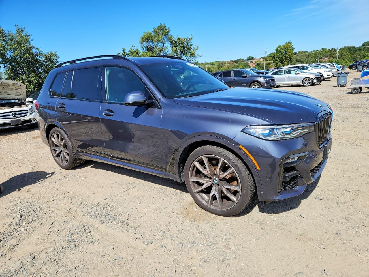 2021 BMW X7 M50I - zdjęcie 4