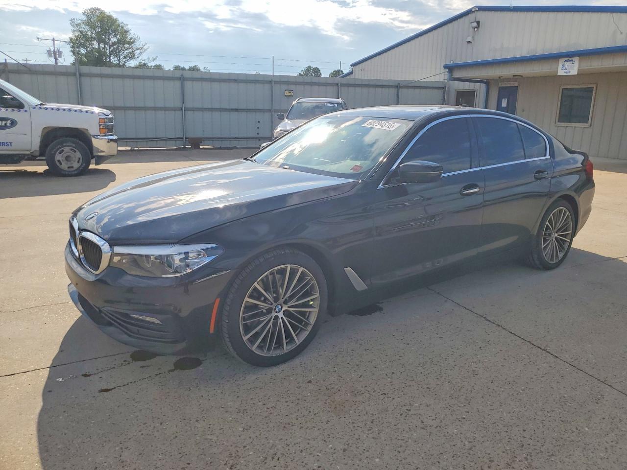 2018 BMW 530 I - zdjęcie główne