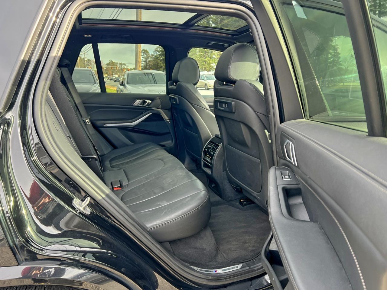 2021 BMW X5 xDrive40I - zdjęcie 6