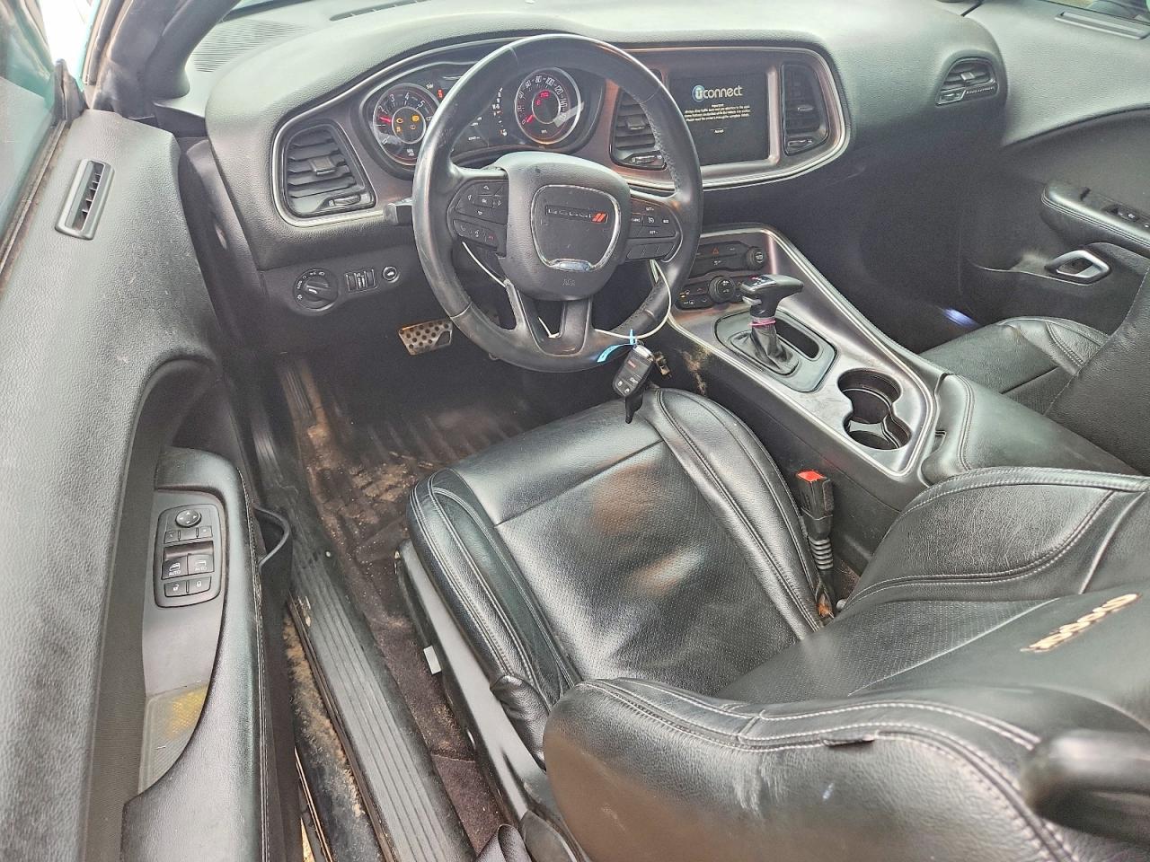 2016 Dodge Challenger Sxt - zdjęcie 8