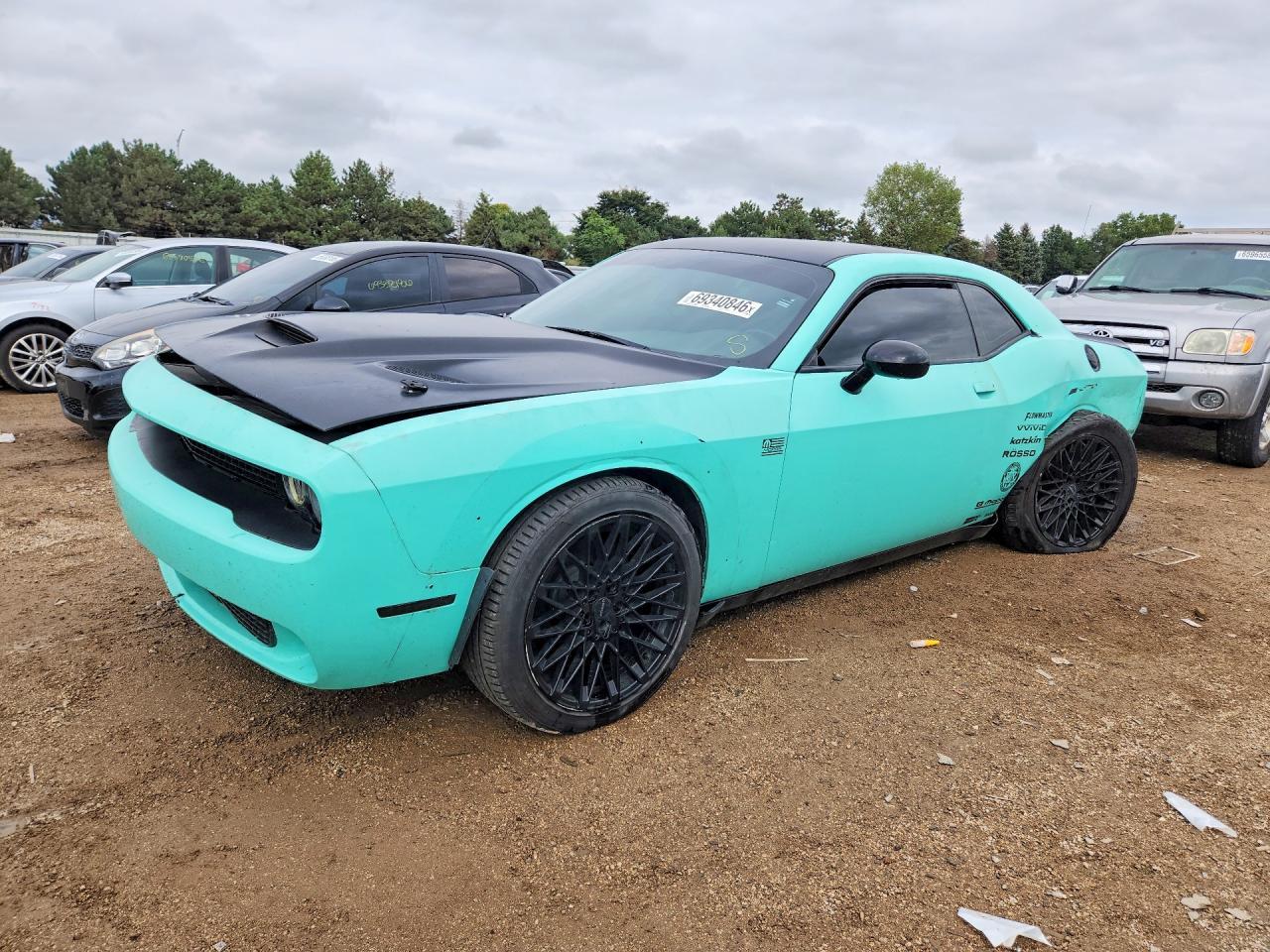 2016 Dodge Challenger Sxt - zdjęcie główne