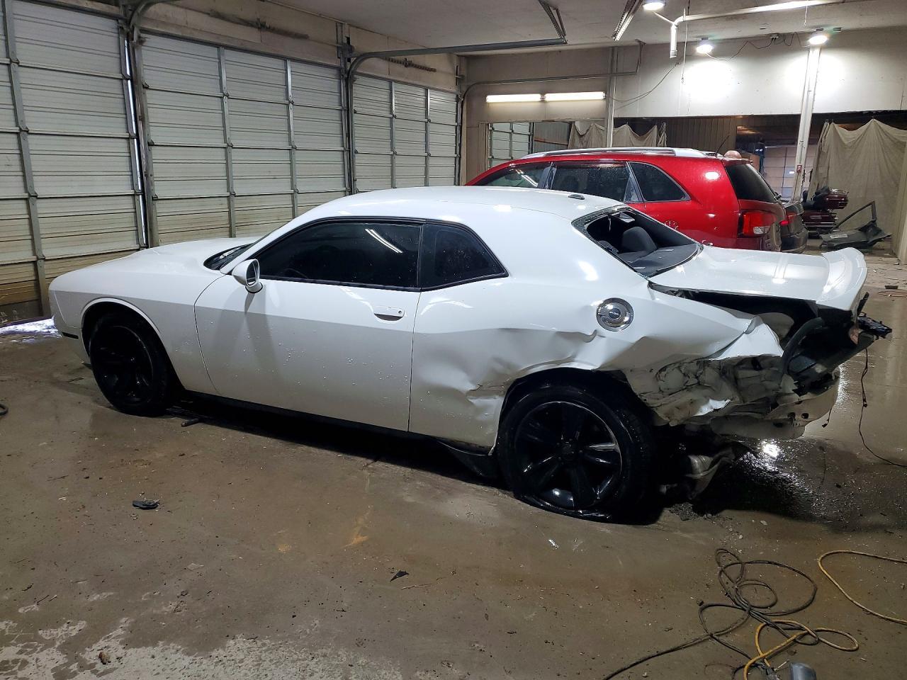 2019 Dodge Challenger Sxt - zdjęcie 2
