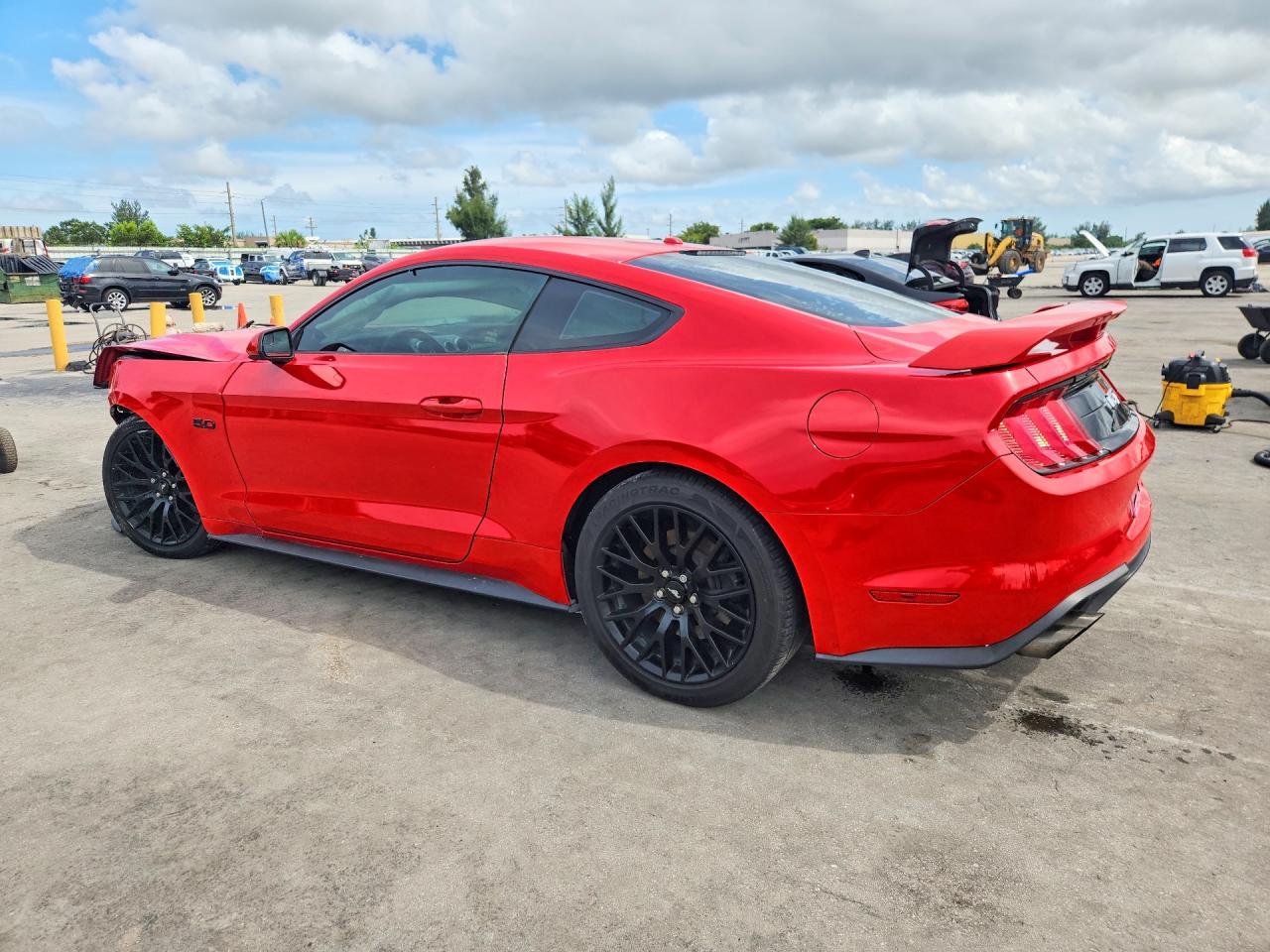 2019 Ford Mustang Gt - zdjęcie 2
