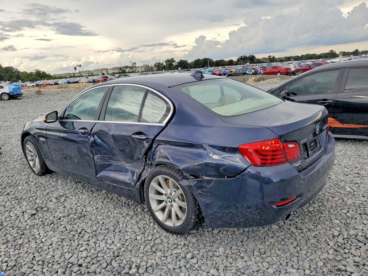 2014 BMW Seria 5 535i - zdjęcie 2