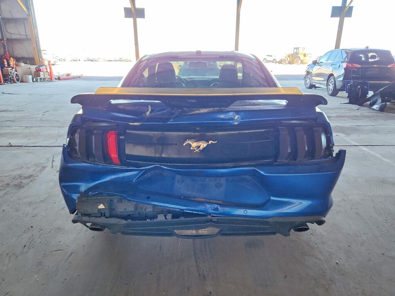 2018 Ford Mustang - zdjęcie 6