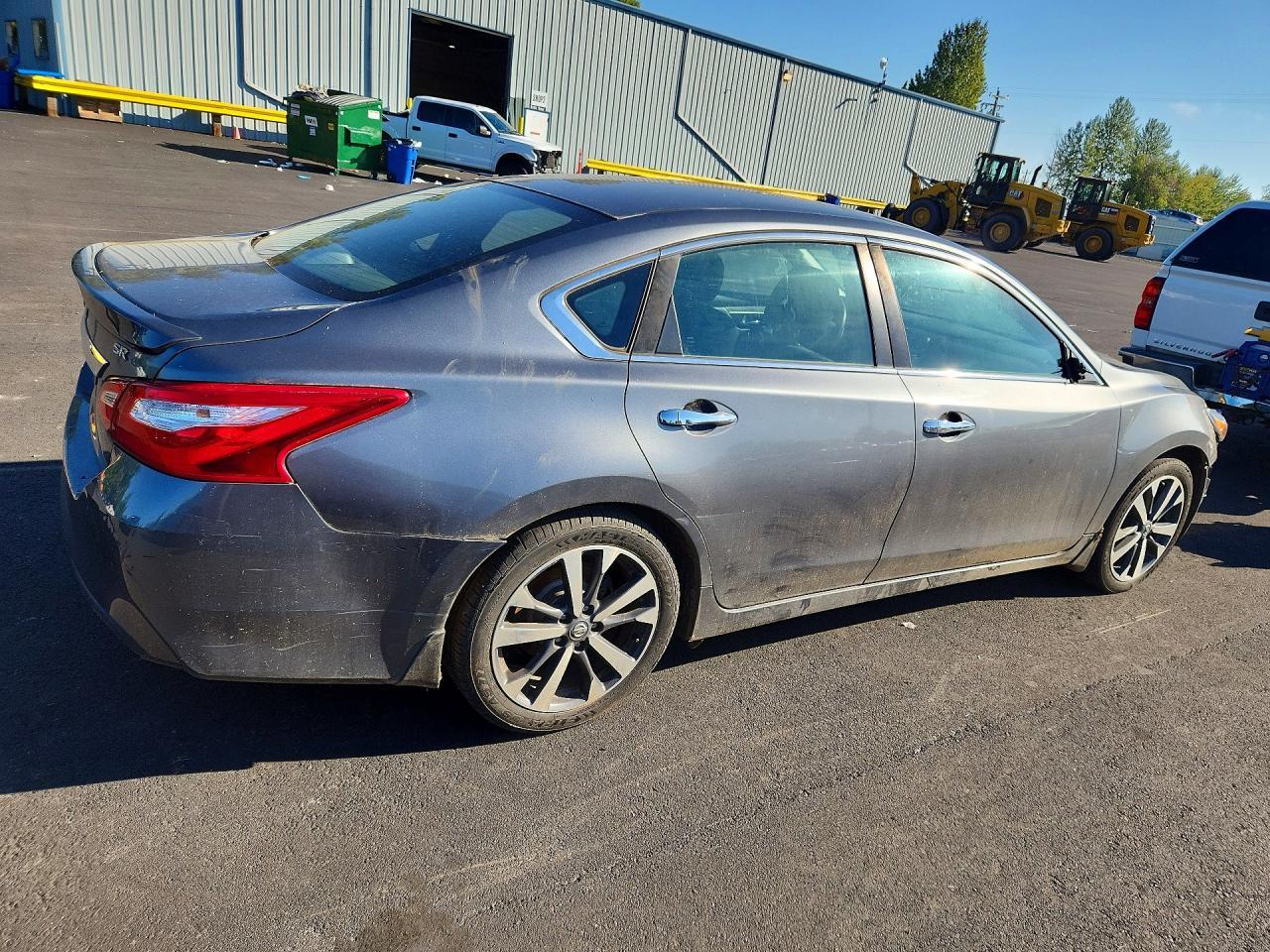 2016 Nissan Altima 2.5 Sr - zdjęcie 3
